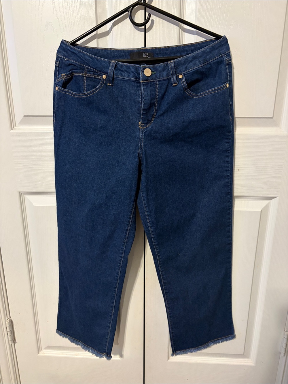 1822 Denim Dark Blue Cropped Ankle Jeans
